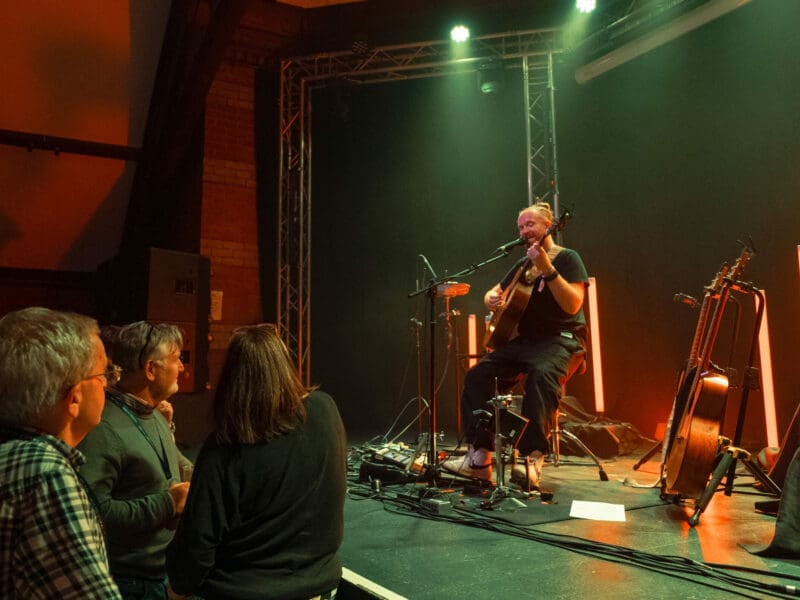Newton Faulkner (29.05.24)-02 Newton Faulkner (29.05.24)-02