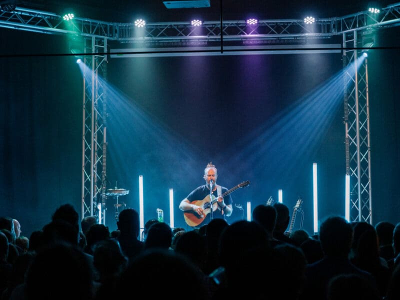 Newton Faulkner (29.05.24)-29 Newton Faulkner (29.05.24)-29