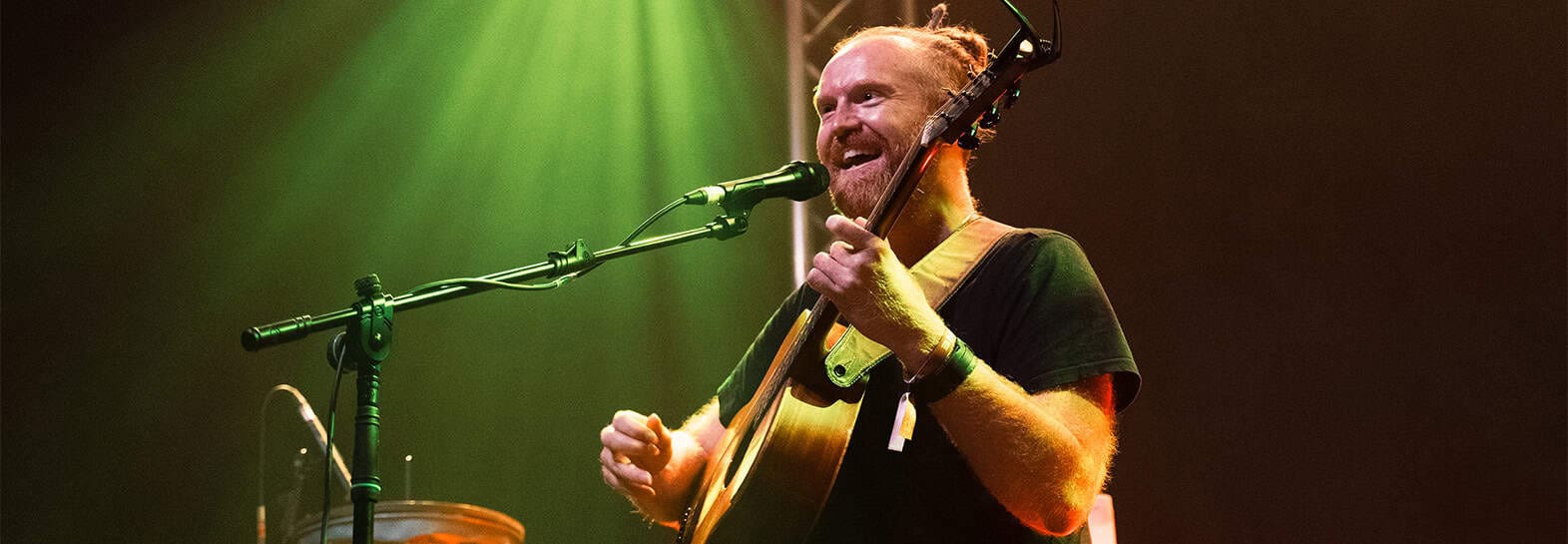 Newton Faulkner at Docks Academy 2024
