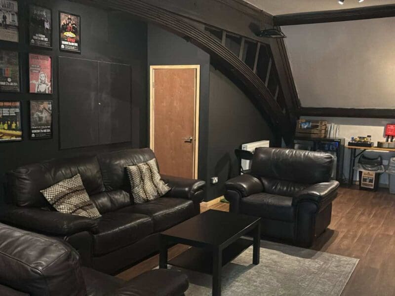 Green Room - Meeting Room Photograph of the Docks Academy Green room