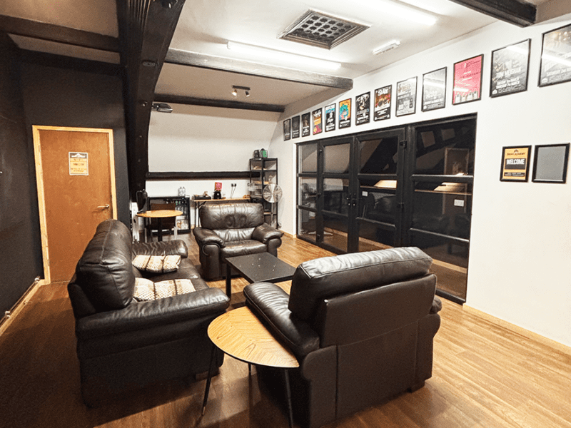 docks academy green meeting room grimsby hire